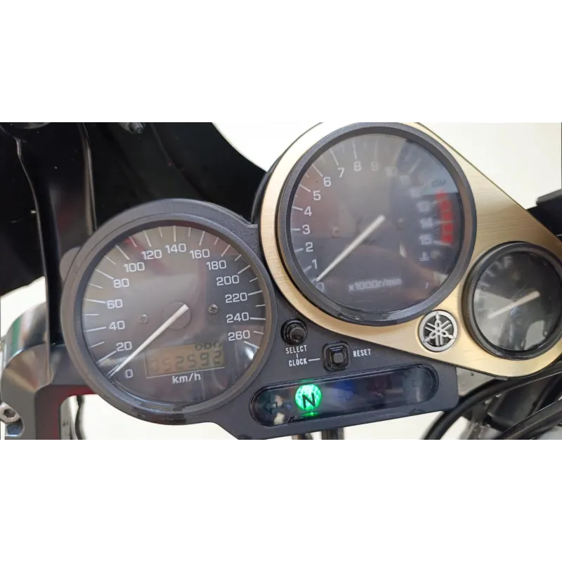 YAMAHA FAZER 600