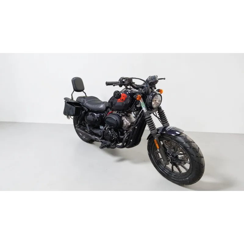 HYOSUNG GV 125 BOBBER
