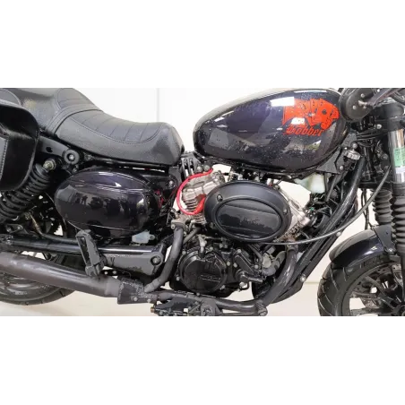 HYOSUNG GV 125 BOBBER