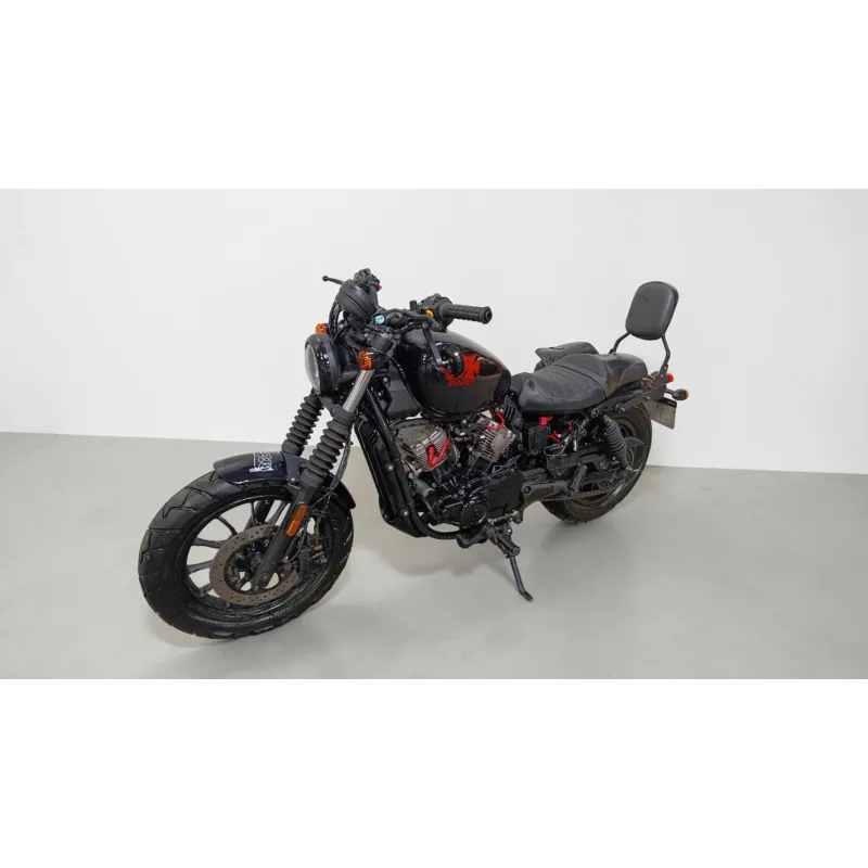 HYOSUNG GV 125 BOBBER