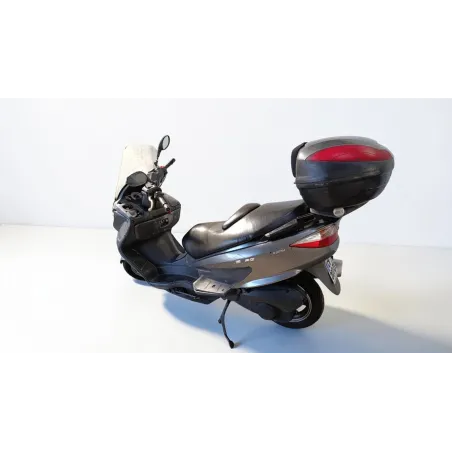 SUZUKI UH 125 BURGMAN