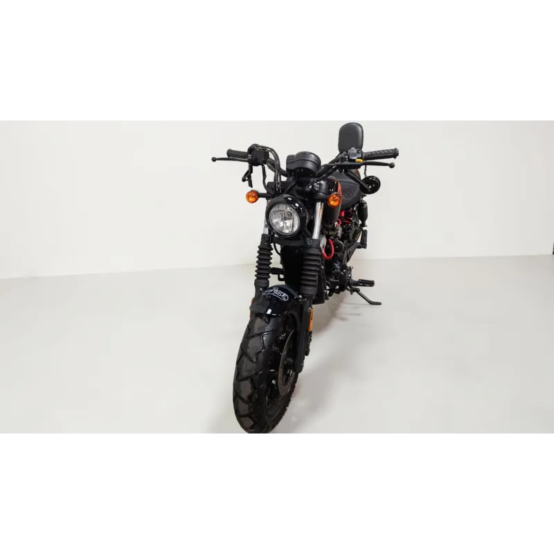 HYOSUNG GV 125 BOBBER