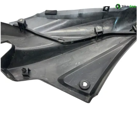 Cache carenage sous selle droit HONDA CB 125 F 2015-2019 GLR