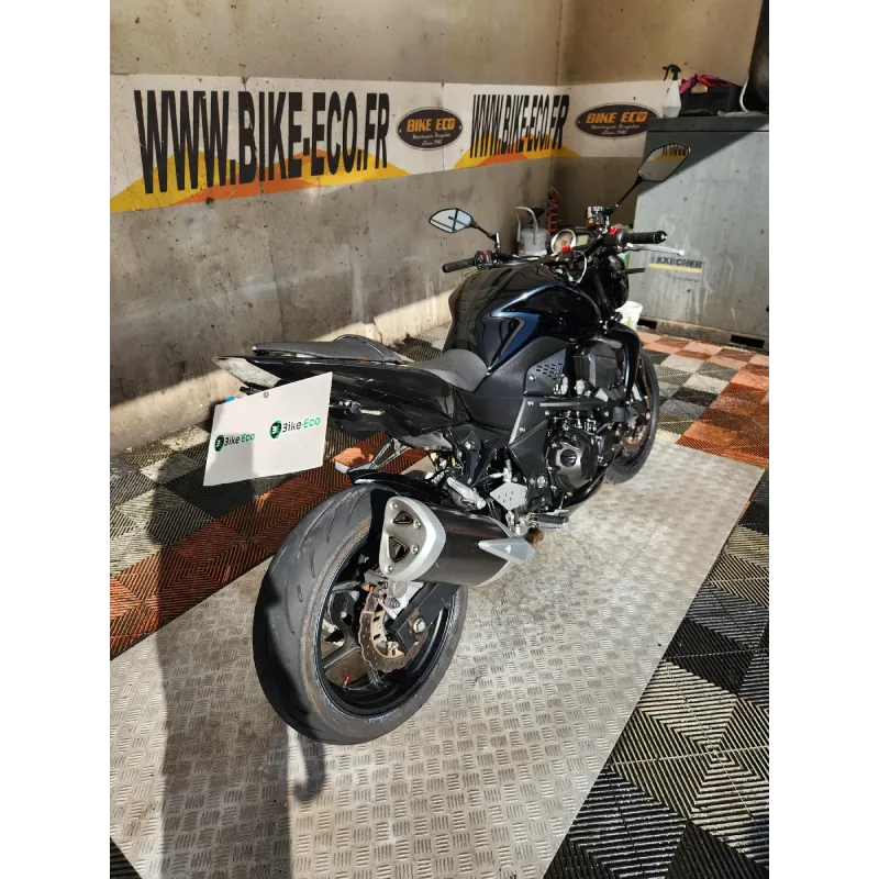 KAWASAKI Z750