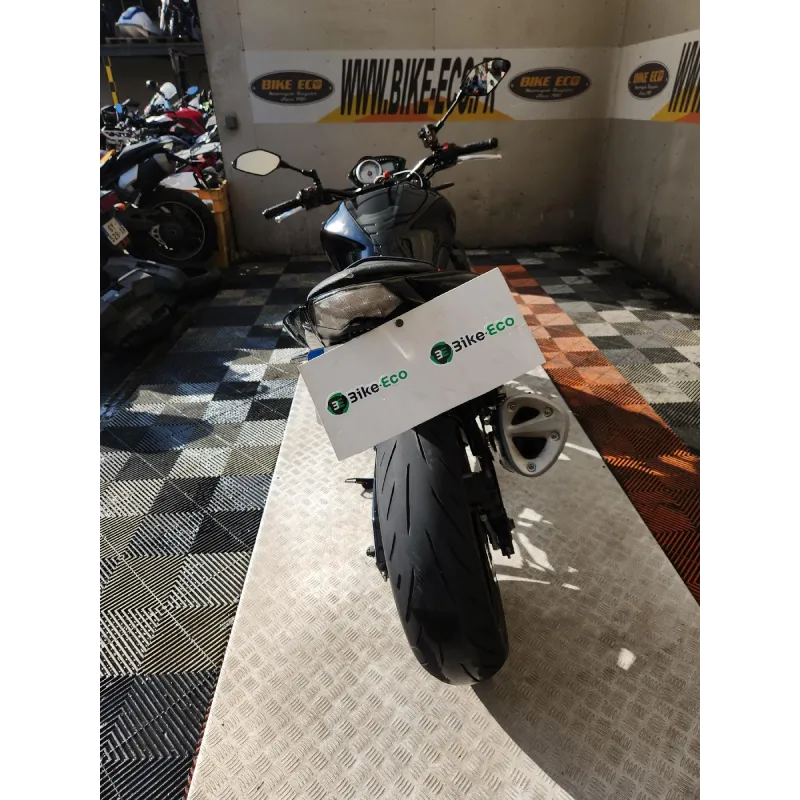 KAWASAKI Z750