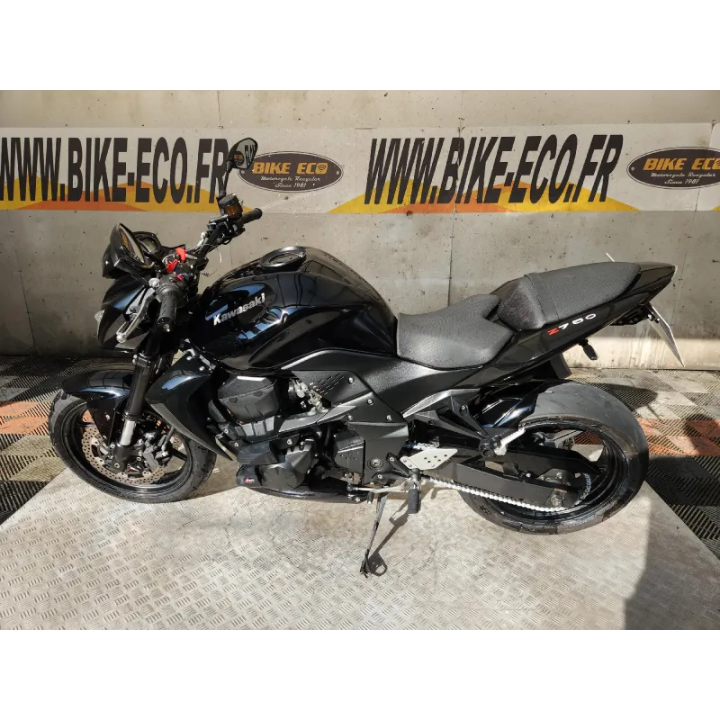 KAWASAKI Z750