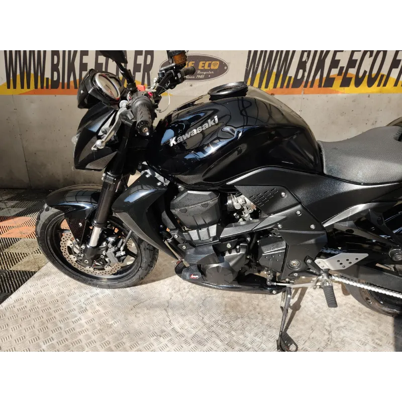 KAWASAKI Z750
