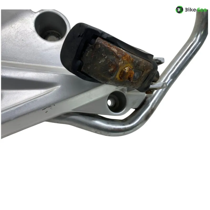 Platine avant droite HONDA CB 125 F 2015-2019 GLR