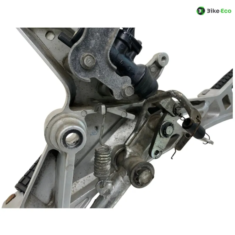 Platine avant droite HONDA CB 125 F 2015-2019 GLR