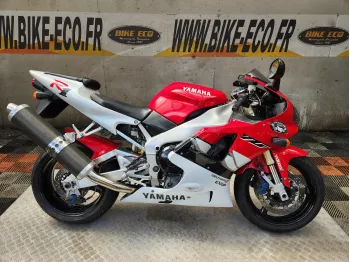 YAMAHA YZF R1
