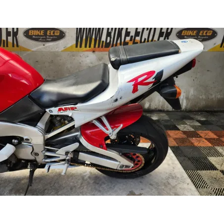 YAMAHA YZF R1