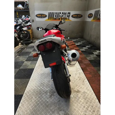 YAMAHA YZF R1