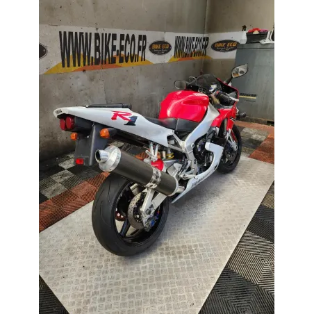 YAMAHA YZF R1