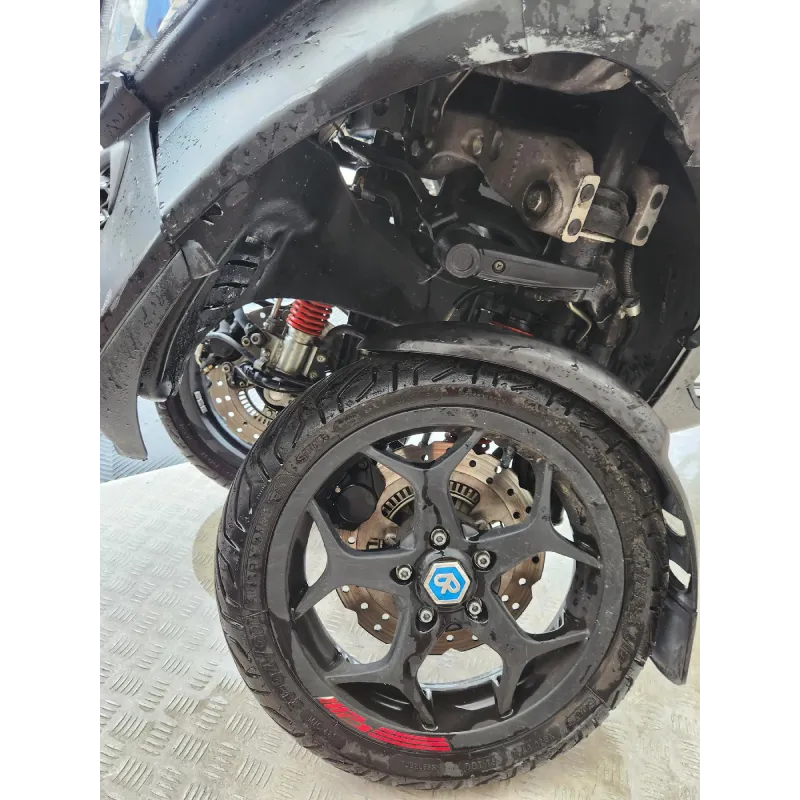 PIAGGIO MP3 500 LT