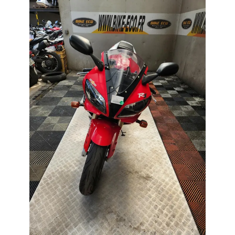 YAMAHA YZF R1