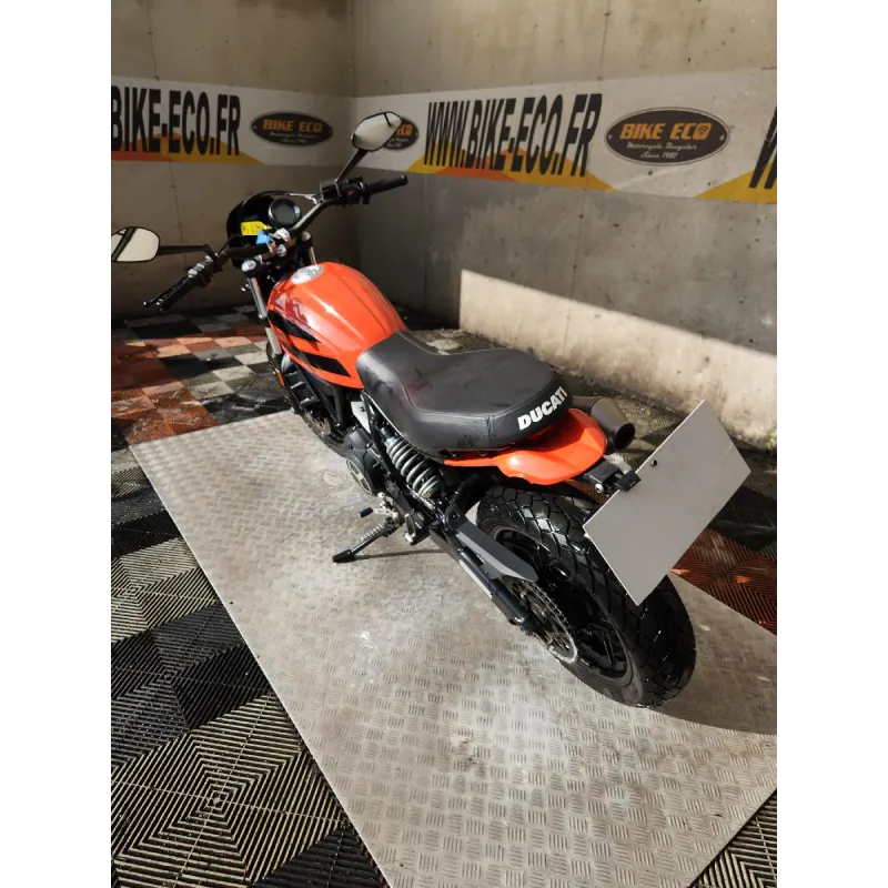 DUCATI SCRAMBLER 400