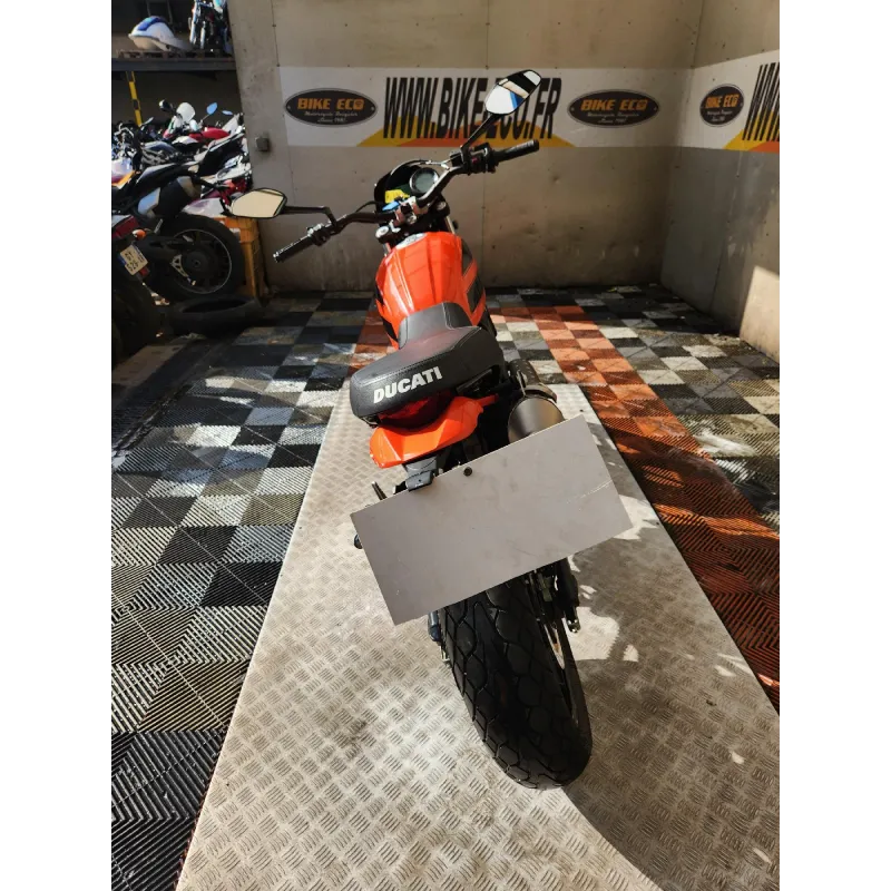 DUCATI SCRAMBLER 400