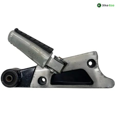 Platine et repose pieds arriere droit YAMAHA VMAX 1200 1986-1992