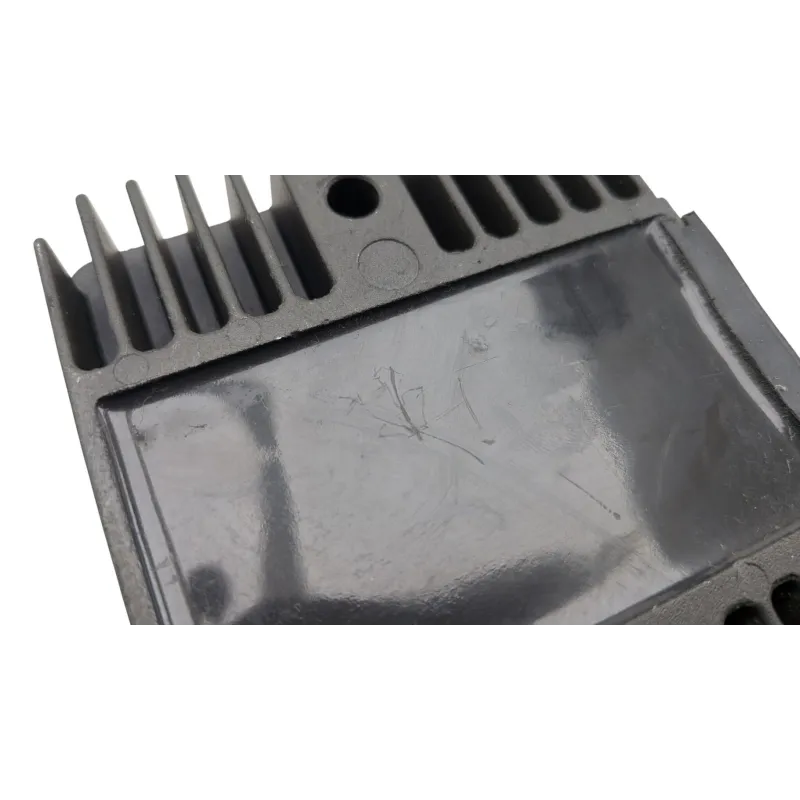 Regulateur charge batterie PEUGEOT SATELIS 125 COMPRESSOR ABS 2007 - 2012