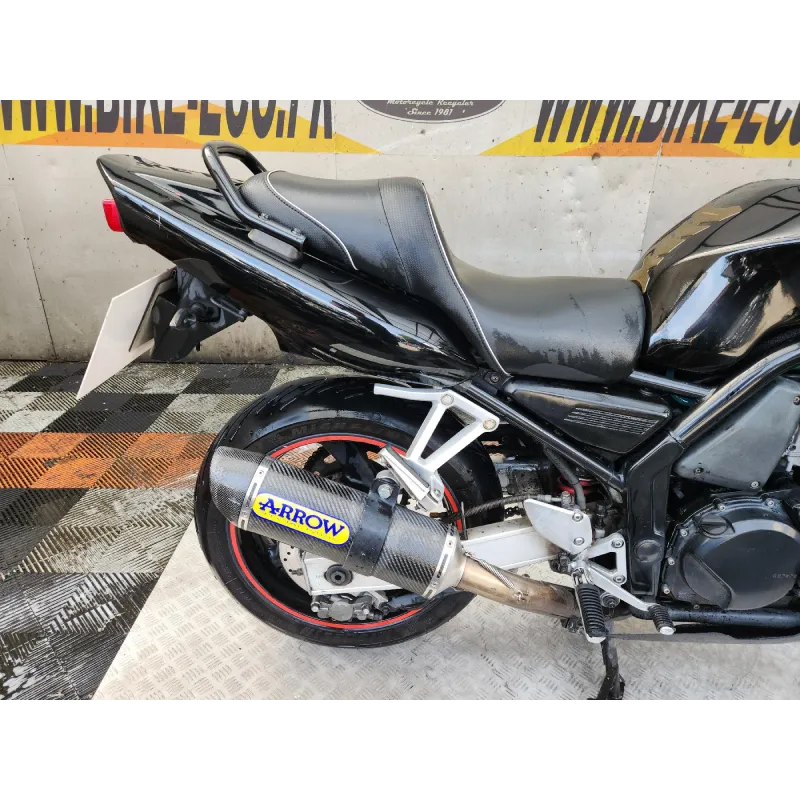 YAMAHA FAZER 600