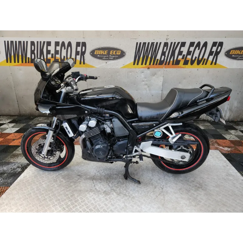 YAMAHA FAZER 600