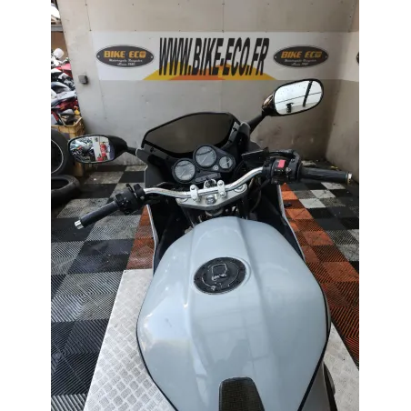 YAMAHA FZS 600 FAZER