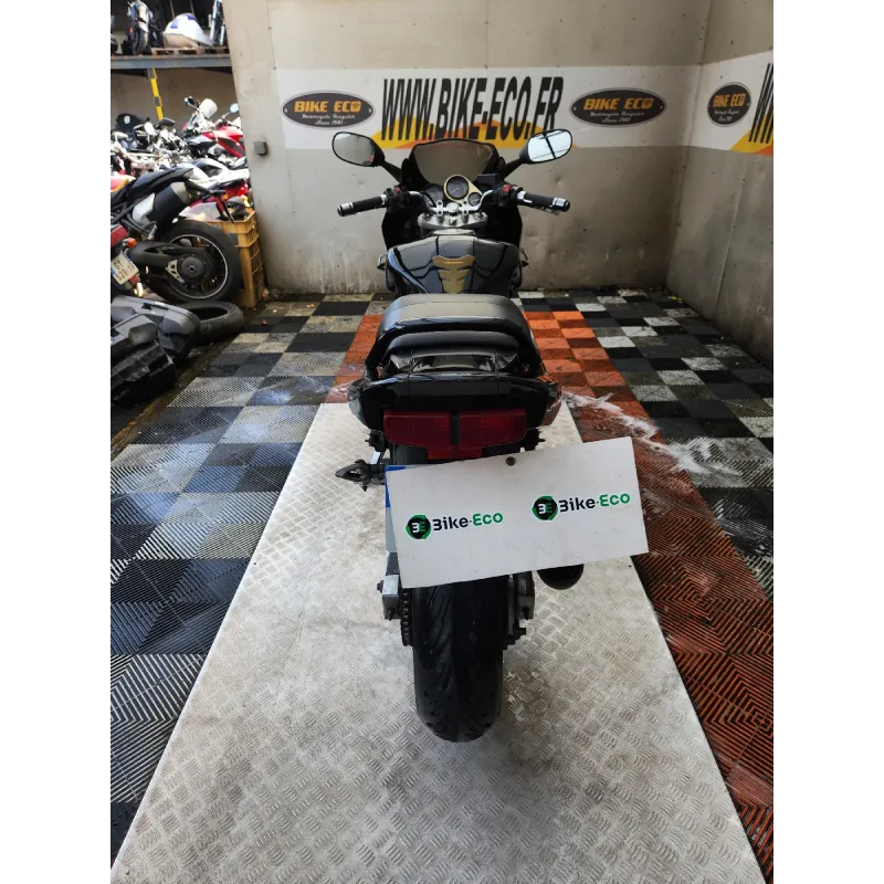 YAMAHA FAZER 600