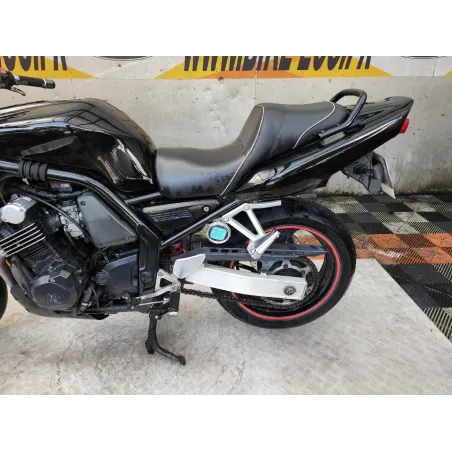 YAMAHA FAZER 600