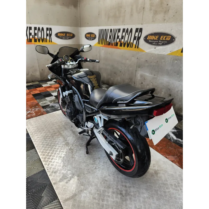YAMAHA FAZER 600