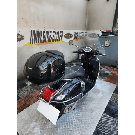 PIAGGIO VESPA 300 GTS