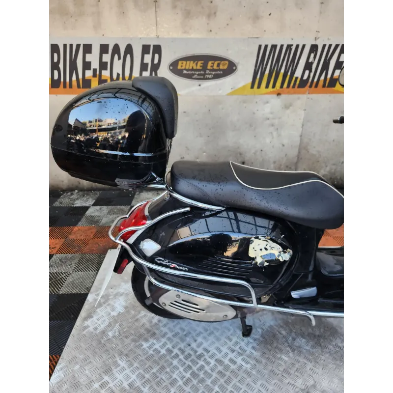 PIAGGIO VESPA 300 GTS