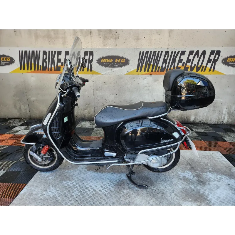 PIAGGIO VESPA 300 GTS