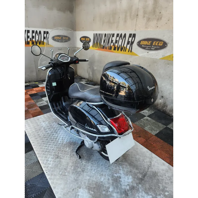 PIAGGIO VESPA 300 GTS