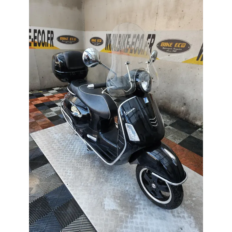 PIAGGIO VESPA 300 GTS