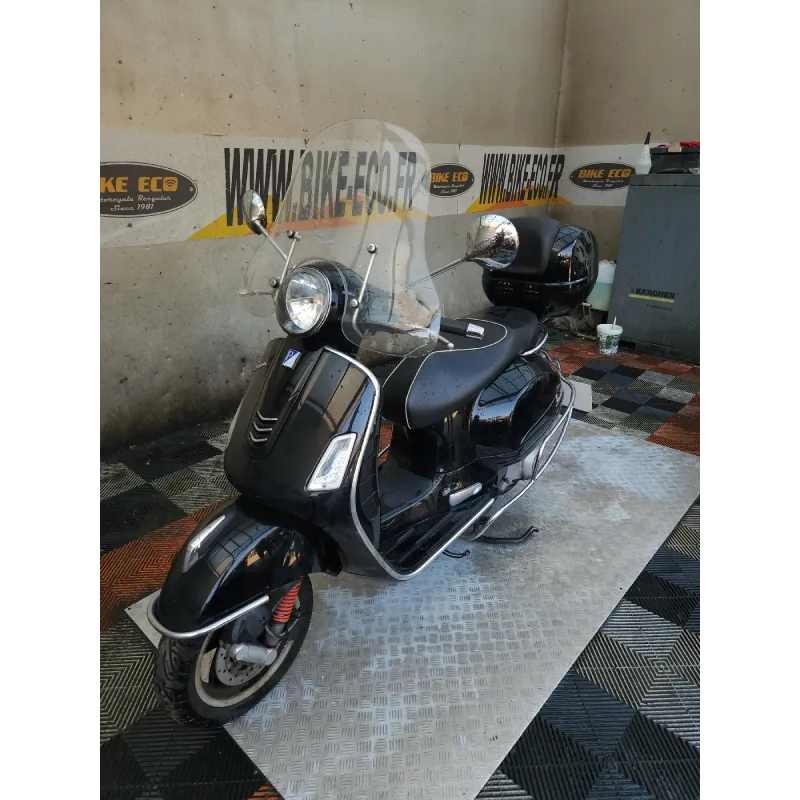 PIAGGIO VESPA 300 GTS