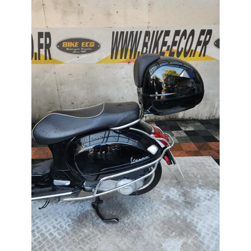 PIAGGIO VESPA 300 GTS