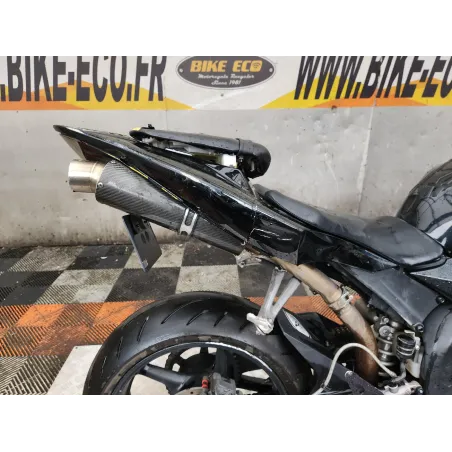 YAMAHA YZF 1000 R1