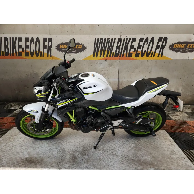 KAWASAKI Z 650 A2