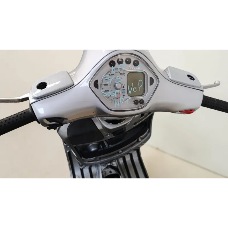 PIAGGIO GTS 250