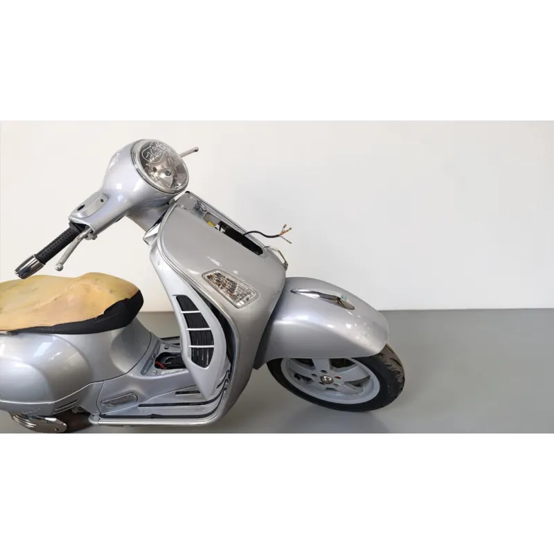 PIAGGIO GTS 250