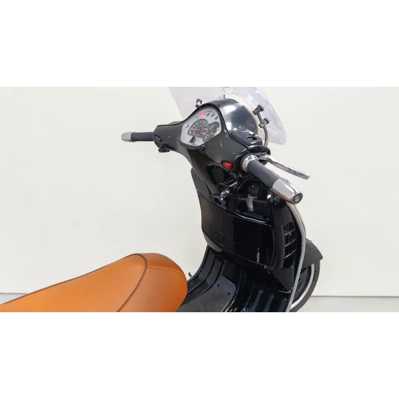 PIAGGIO GTS 125