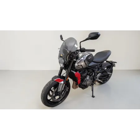 TRIUMPH TRIDENT 660