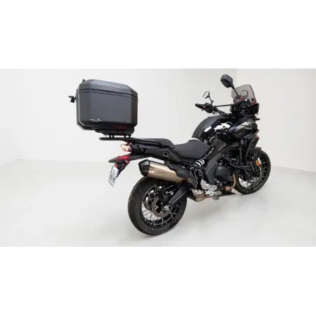 CF MOTO MT 700