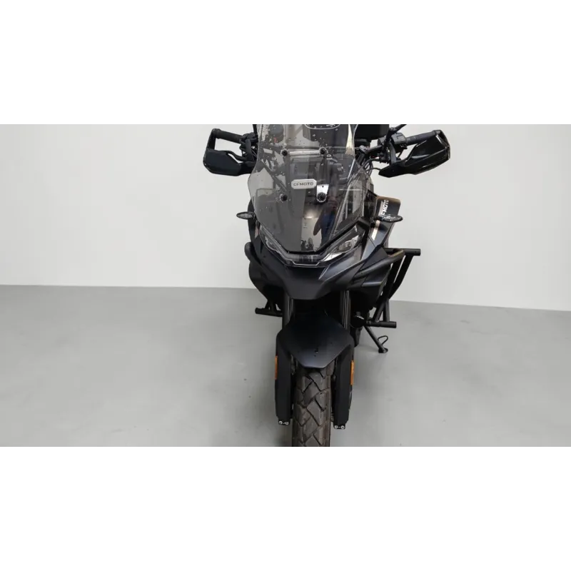 CF MOTO MT 700
