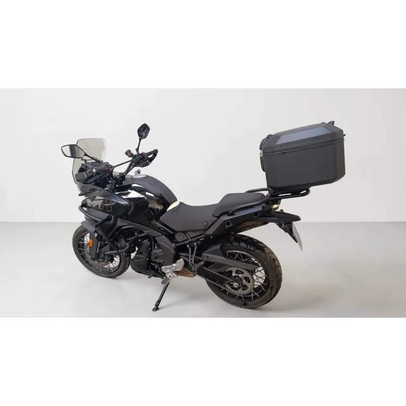 CF MOTO MT 700