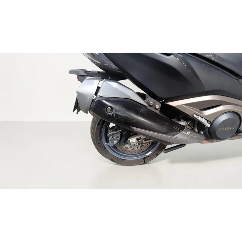 KYMCO AK 550