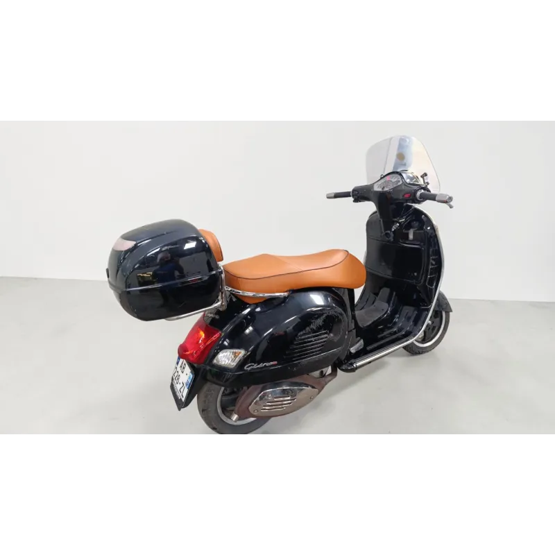 PIAGGIO GTS 125
