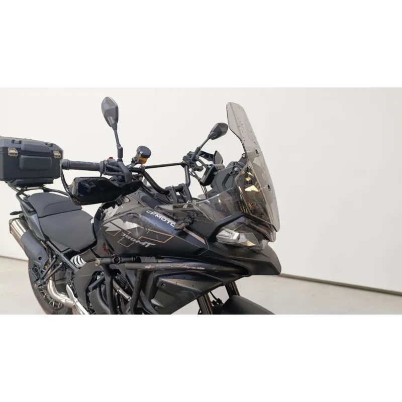 CF MOTO MT 700