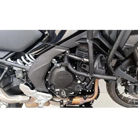 CF MOTO MT 700