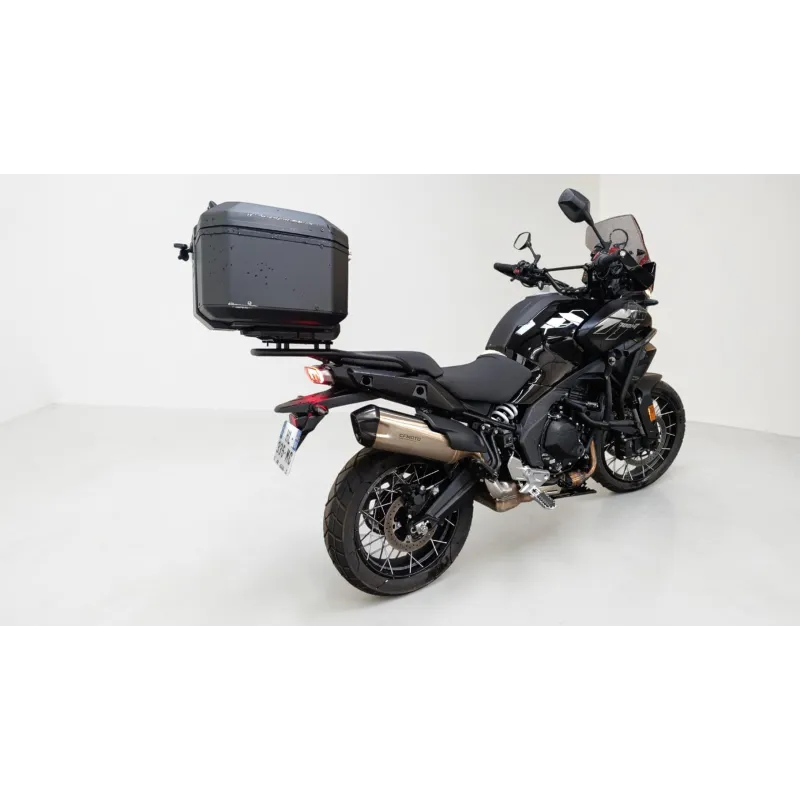 CF MOTO MT 700